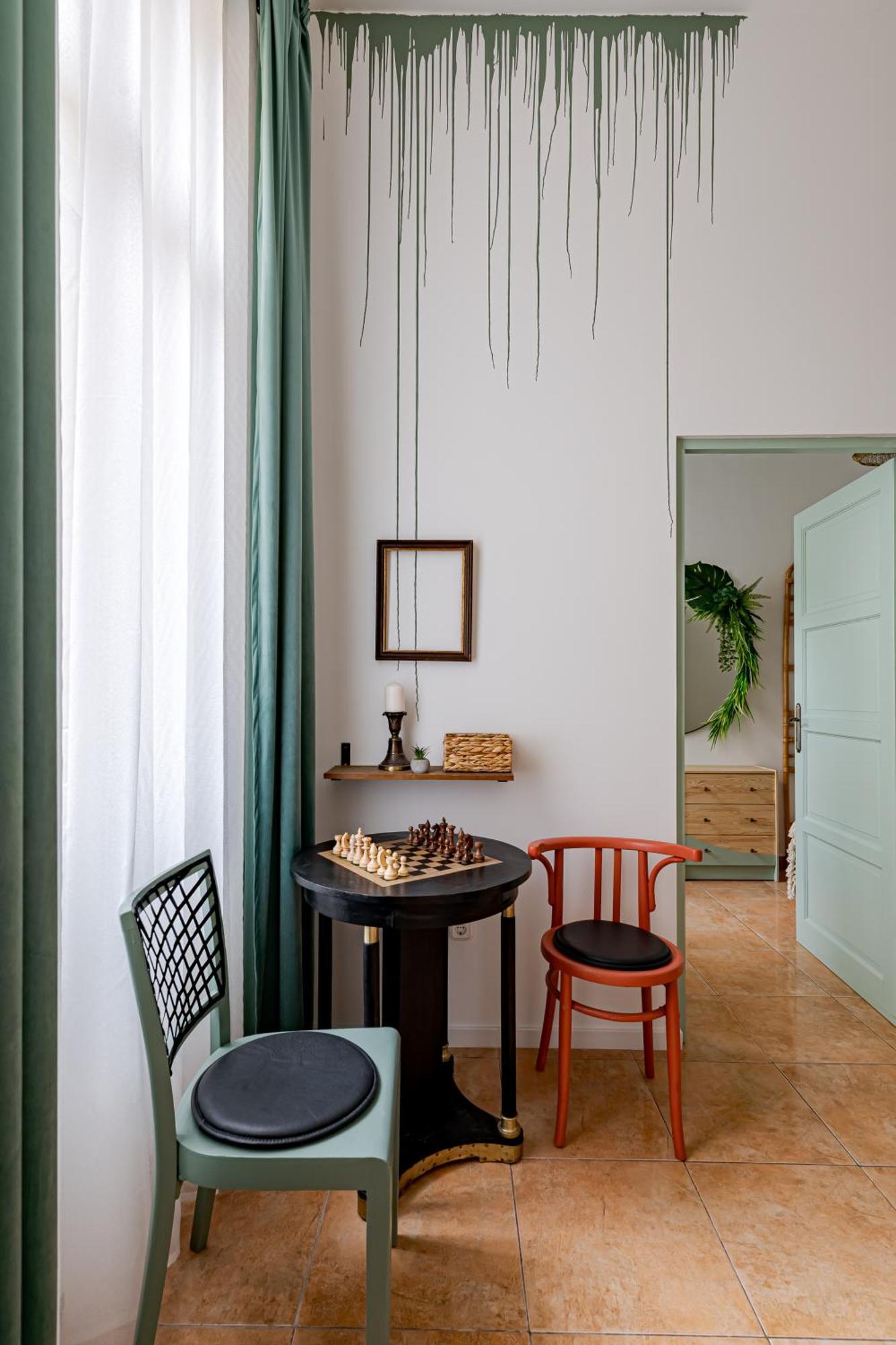 Jungle Aesthetics Downtown Apartman Aircon And Garage Parking Budapesta Exterior foto