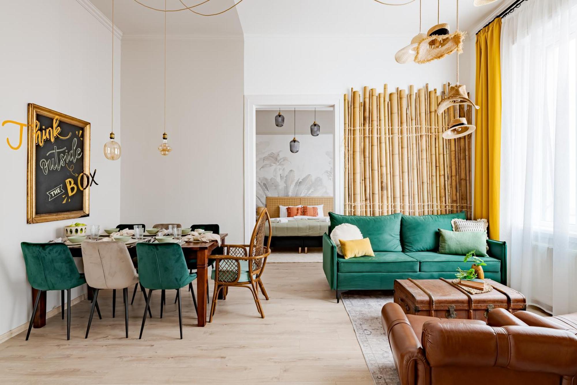 Jungle Aesthetics Downtown Apartman Aircon And Garage Parking Budapesta Exterior foto