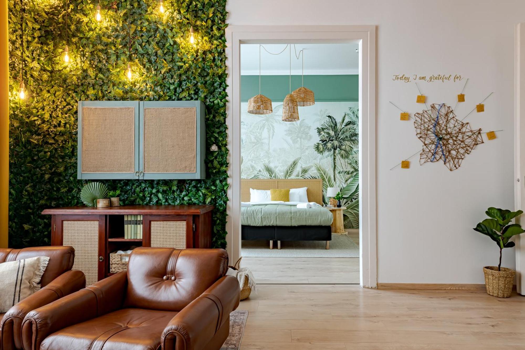 Jungle Aesthetics Downtown Apartman Aircon And Garage Parking Budapesta Exterior foto
