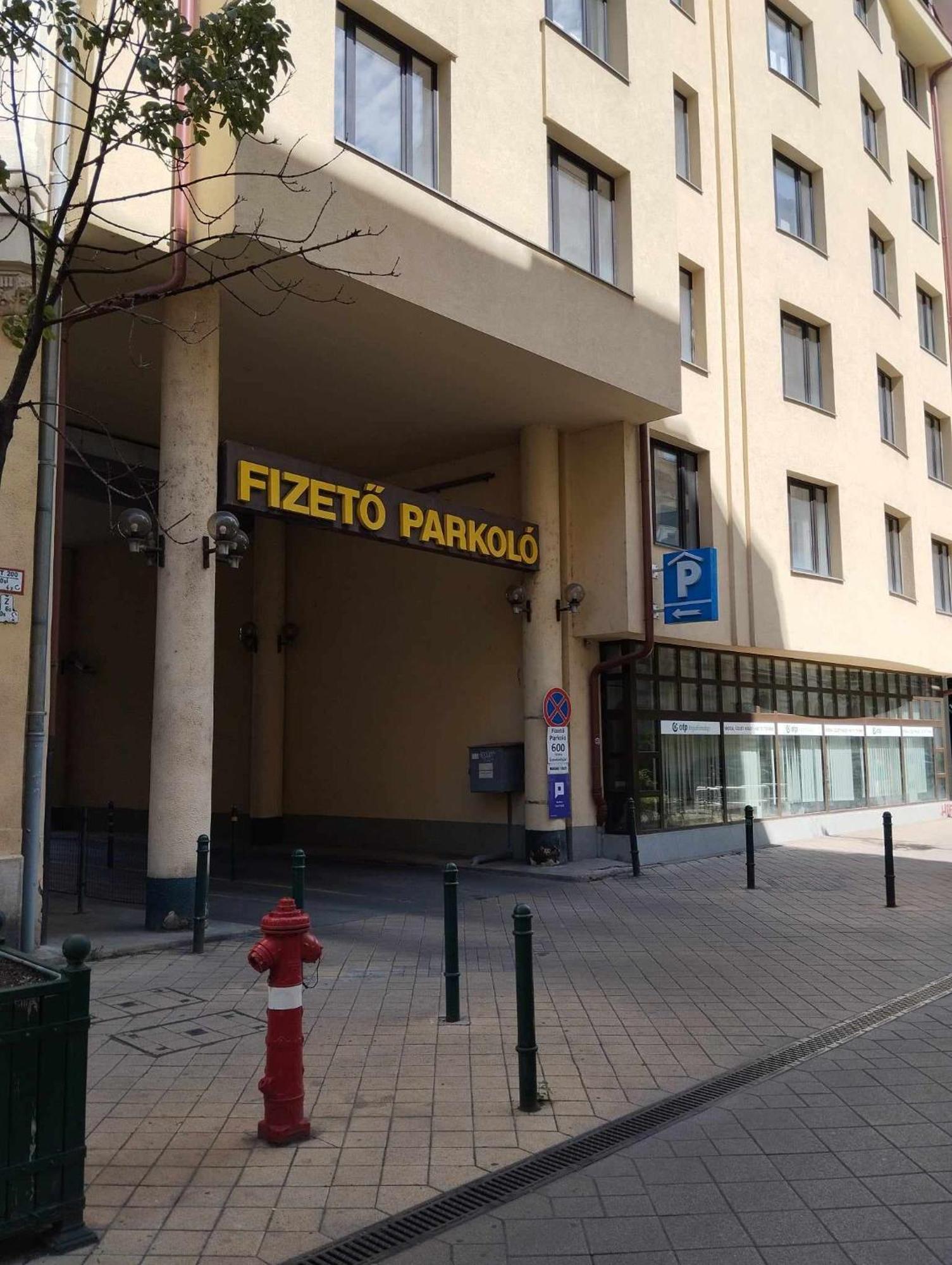 Jungle Aesthetics Downtown Apartman Aircon And Garage Parking Budapesta Exterior foto